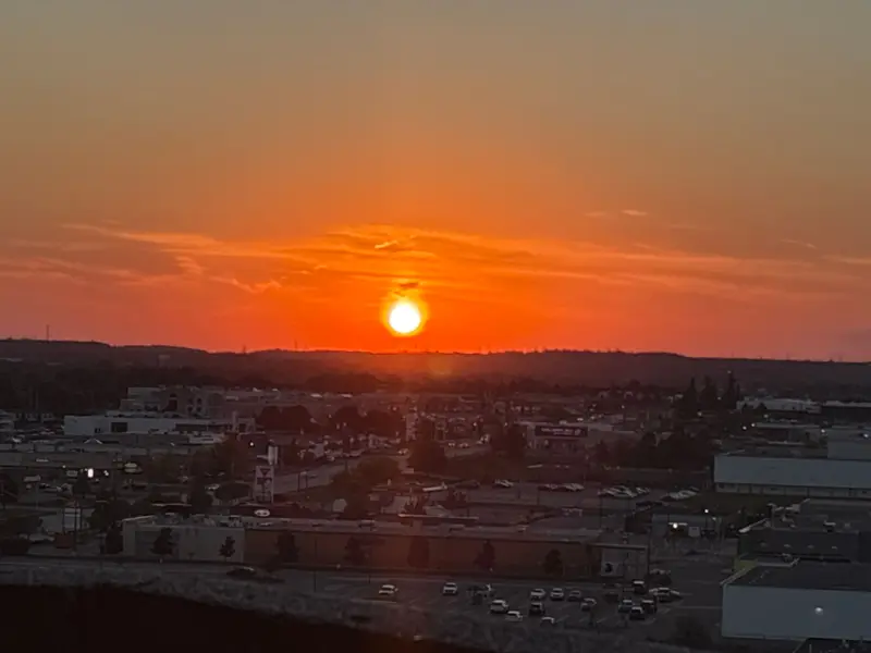 20 Mcfarlane DR #1504, Halton Hills, ON L7G 5J8