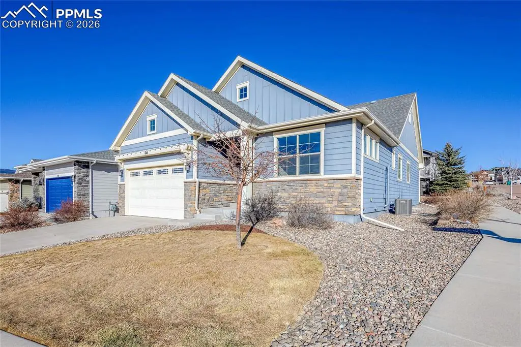 1148 Seabiscuit DR, Colorado Springs, CO 80921