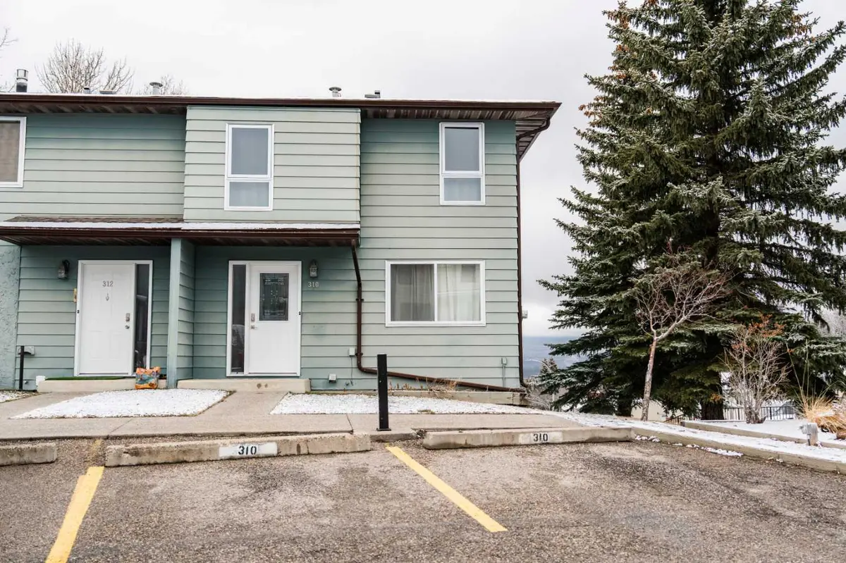 457 Collinge RD #310, Hinton, AB t7v 1k8
