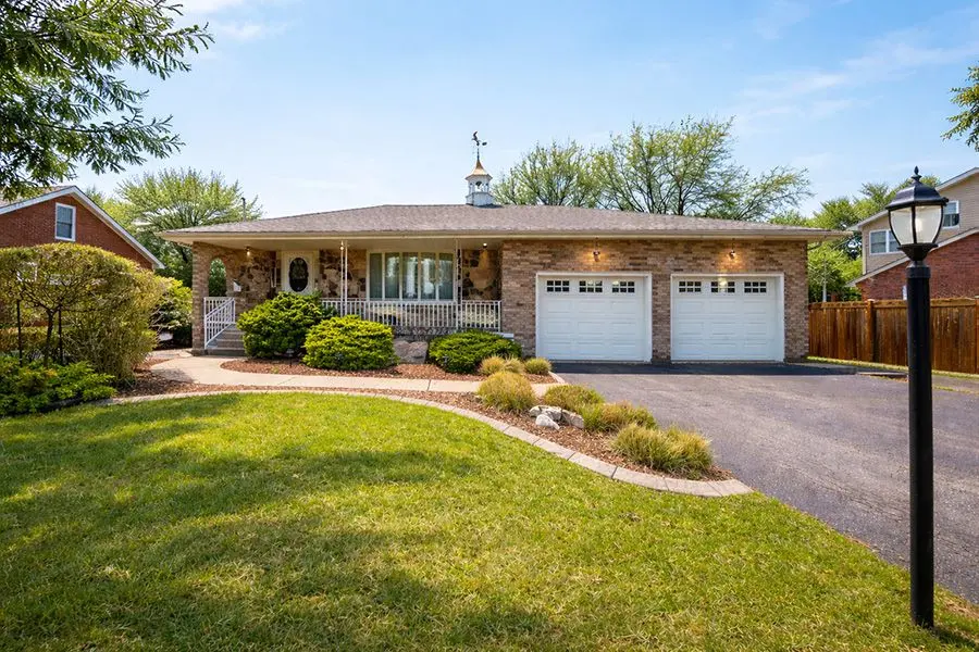 45 Clench AVE, Brantford, ON N3T 1B7