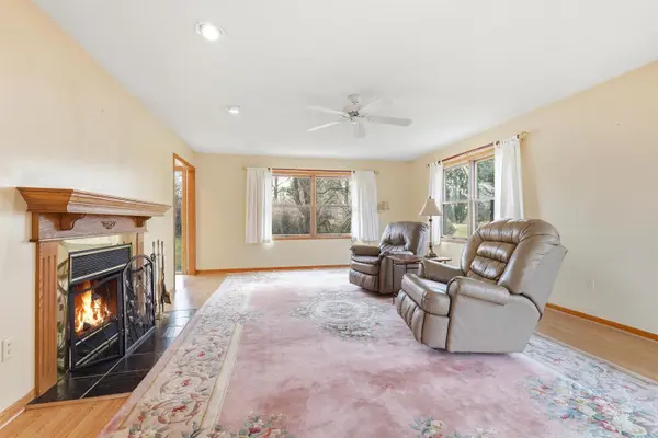 4A138 Winchester Drive, Apple River, IL 61001