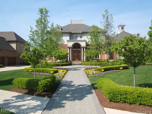 17905 Parkshore DR, Northville Township, MI 48168