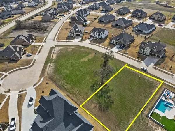 1918 Running Deer Lane, Gunter, TX 75058