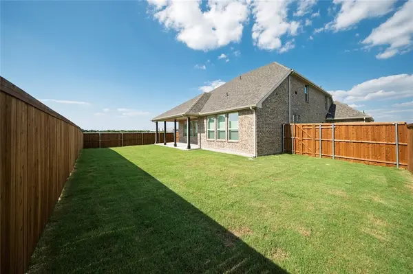 102 National Court, Forney, TX 75126