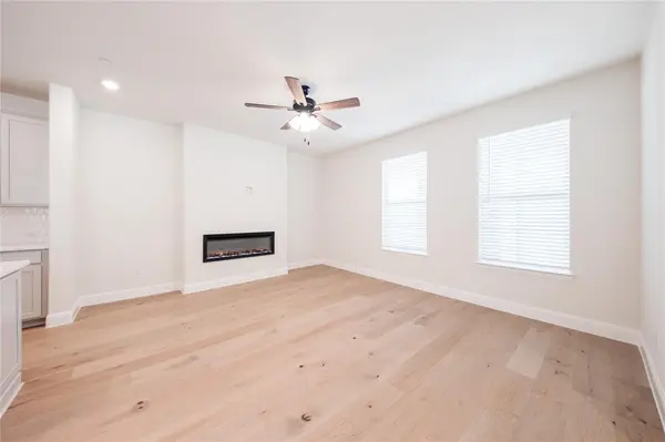 2124 Naples Drive, Rowlett, TX 75088