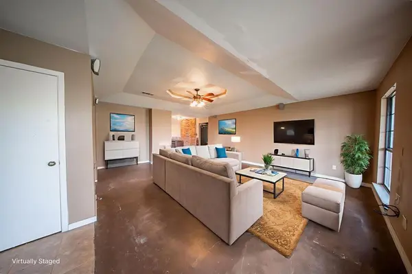 11520 FM 428, Aubrey, TX 76227