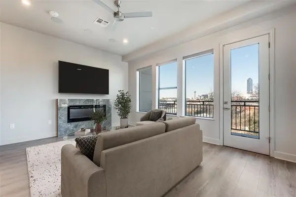 1900 S Ervay Street #316, Dallas, TX 75215