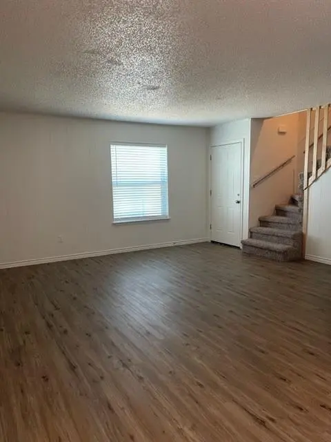 1505 W Pearl Street #2, Granbury, TX 76048