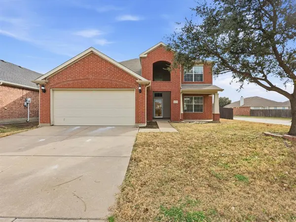 9008 Yosemite Trail, Cross Roads, TX 76227