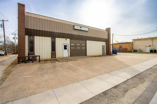 111 E Liberty Street, Pilot Point, TX 76258