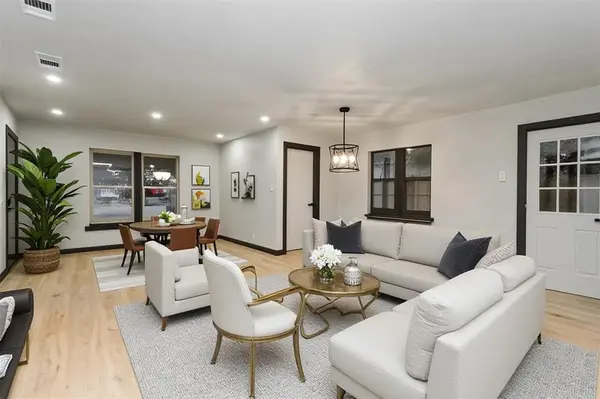 4520 Geddes Avenue, Fort Worth, TX 76107