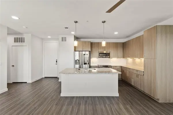 1500 N Fitzhugh Avenue, Dallas, TX 75204