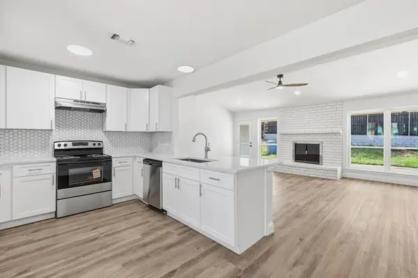 2211 Sierra Drive, Grapevine, TX 76051