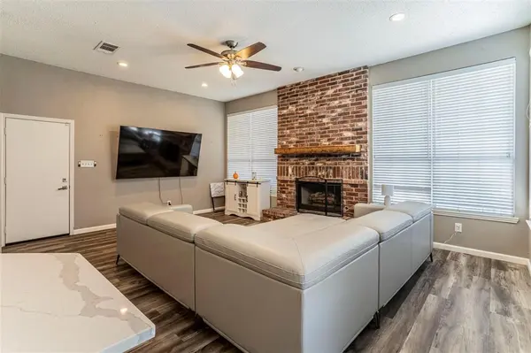 8409 Lake Bend Drive, Rowlett, TX 75088