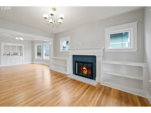 4511 N COMMERCIAL AVE, Portland, OR 97217