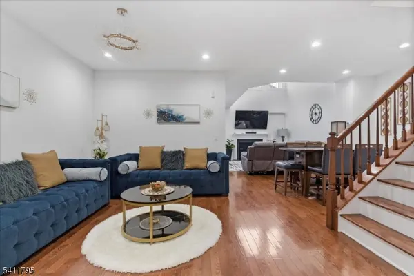 101 Valentino Dr, Old Bridge Twp., NJ 08857