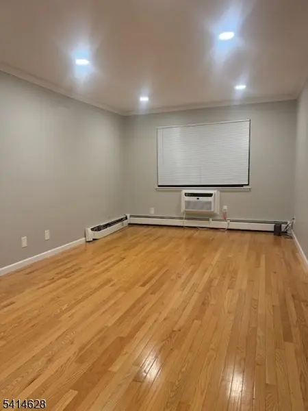 68-70 Montgomery St., Unit 7 #7, Bloomfield Twp., NJ 07003