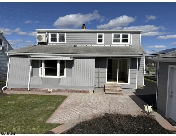 9 Joan Pl, Clifton City, NJ 07012