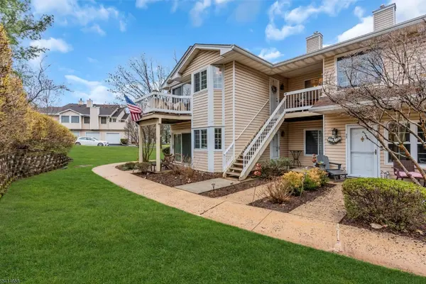 80 Wendover Court, Bedminster Twp., NJ 07921