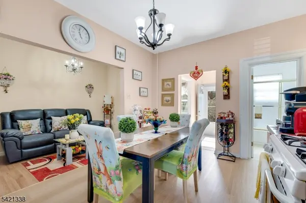 97 Houston St, Newark City, NJ 07105