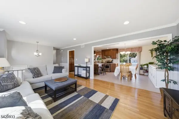 28 LORD STIRLING DRIVE, Parsippany-troy Hills Twp., NJ 07054