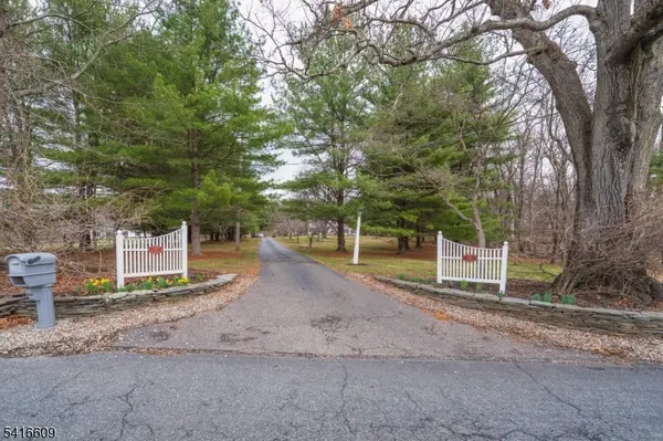 160 Hartpence Rd, Alexandria Twp., NJ 08848