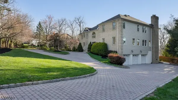 156 Washington Dr, Watchung Boro, NJ 07069