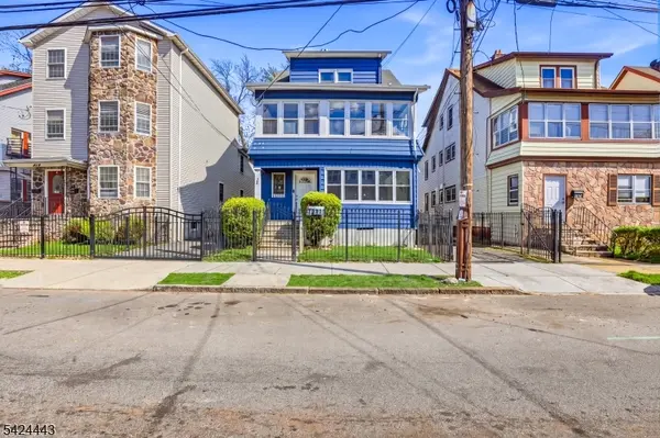 134 W End Ave, Newark City, NJ 07106