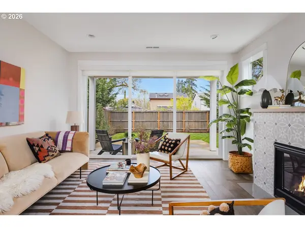 5807 SE TOLMAN ST, Portland, OR 97206