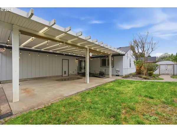 443 NW DYREKA CT, Mc Minnville, OR 97128