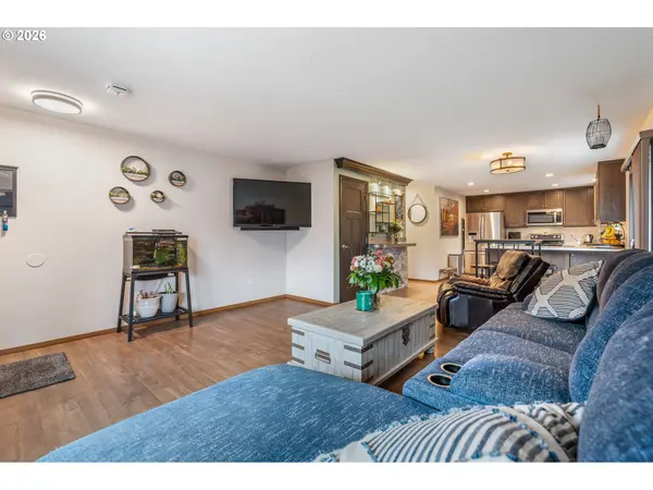 4802 NE 132ND PL, Vancouver, WA 98682