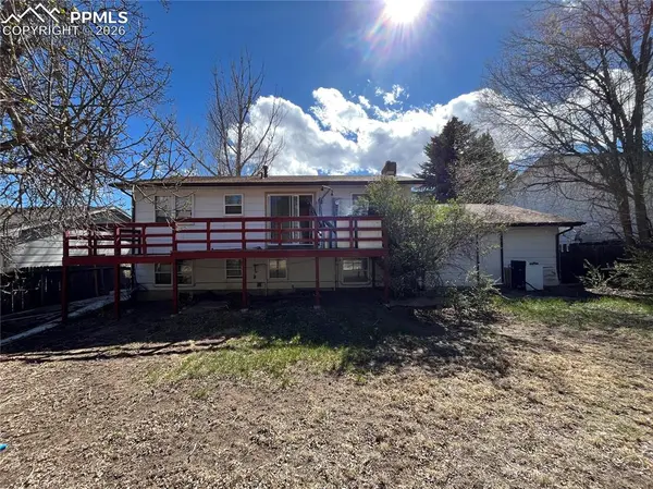 5117 Crestwood DR, Colorado Springs, CO 80918
