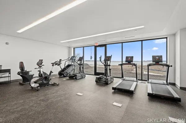 901 Adelaide CIR #402, Muskegon City, MI 49441