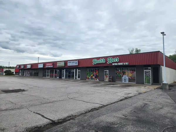 3104 Henry ST, Norton Shores City, MI 49441