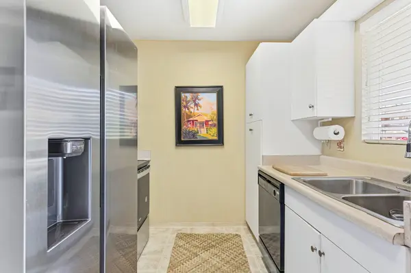 2080 MANAWALEA ST #709, Lihue, HI 96766