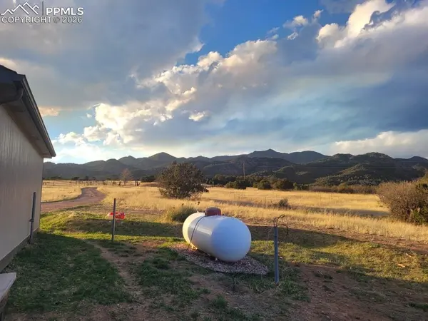 2084 Barrett RD, Colorado Springs, CO 80926