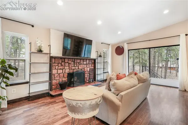 15245 Pleasant View DR, Colorado Springs, CO 80921