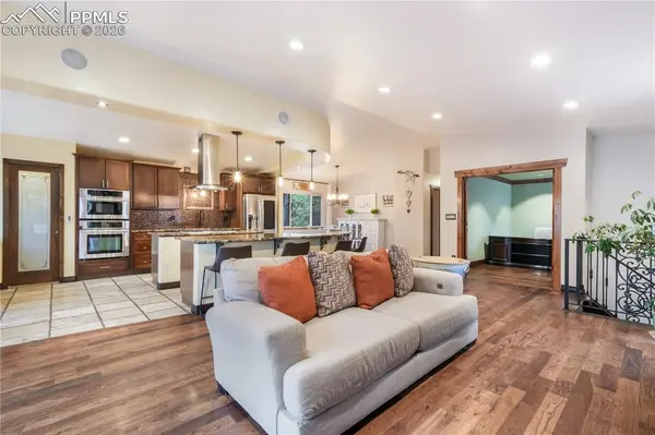 15245 Pleasant View DR, Colorado Springs, CO 80921