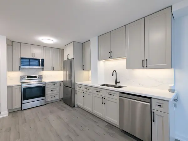 256 Doris AVE #1603, Toronto C14, ON M2N 6X8