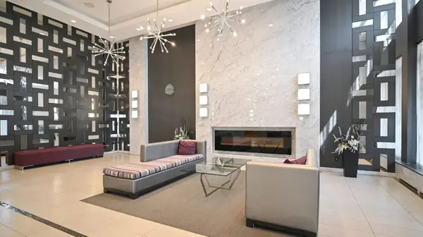 18 Graydon Hall DR #1109, Toronto C13, ON M3A 0A4