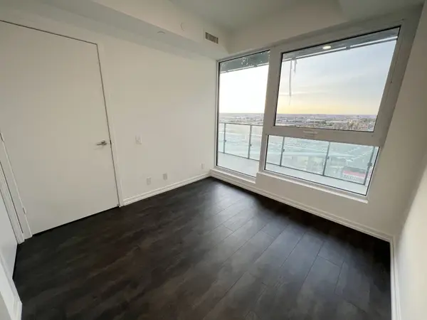 7890 Jane ST #1008, Vaughan, ON L4K 0K9