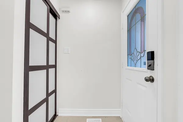 38 Kitto CT, Brampton, ON L6Y 5B1