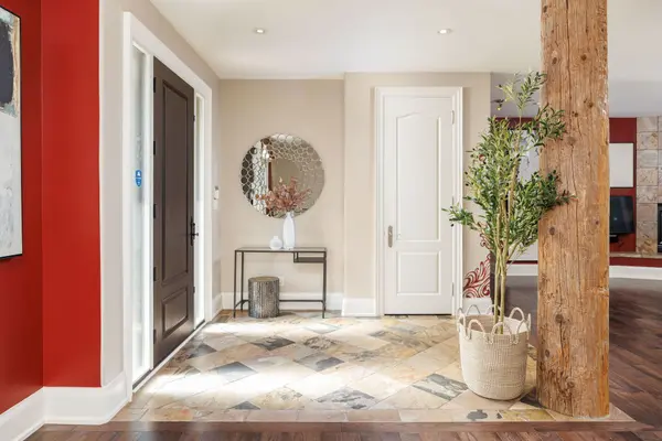 2448 Bridge RD, Oakville, ON L6L 5C2