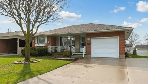 500 6th ST, Hanover, ON N4N 1E5