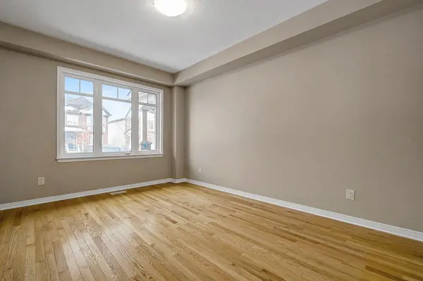 381 Sweetflag ST, Barrhaven, ON K2J 5Y7