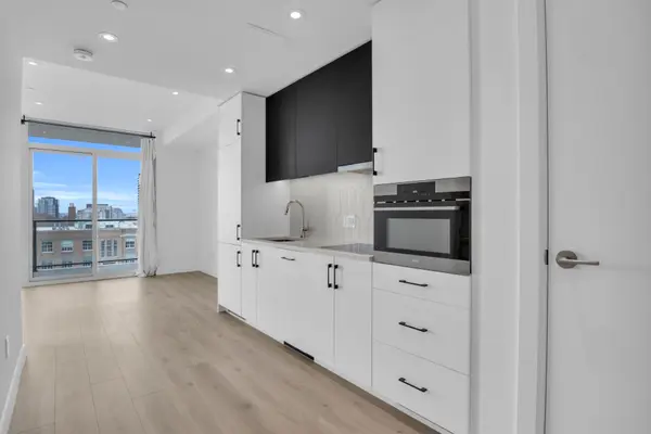 741 King ST W #709, Kitchener, ON N2G 1E5