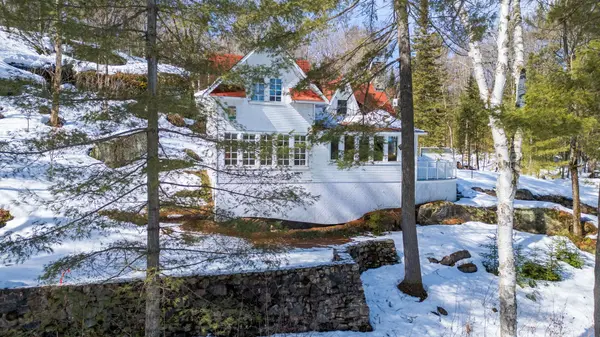 250 & 252 Clear Lake RD, Seguin, ON P2A 2W8