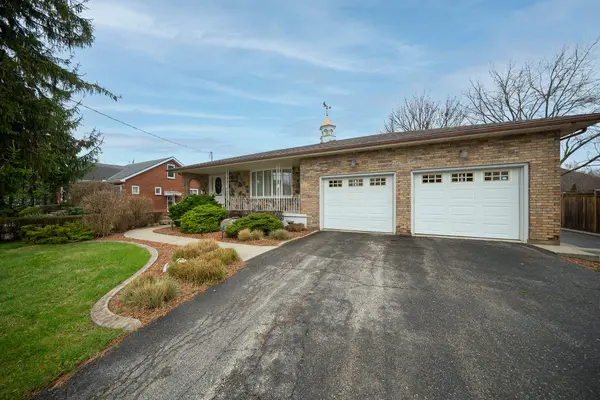 45 Clench AVE, Brantford, ON N3T 1B7