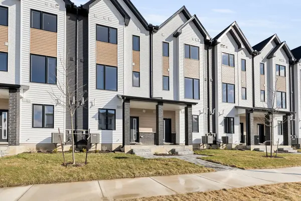 1595 Capri CRES #74, London North, ON N6G 3Y6