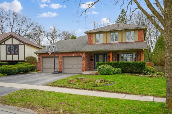 14 Whisperwood CRES, London South, ON N6K 3Z4